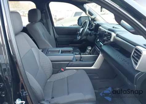 2025 Toyota Tundra Sr5 из США, поврежденный, VIN 5TFLA5DB2SX248702